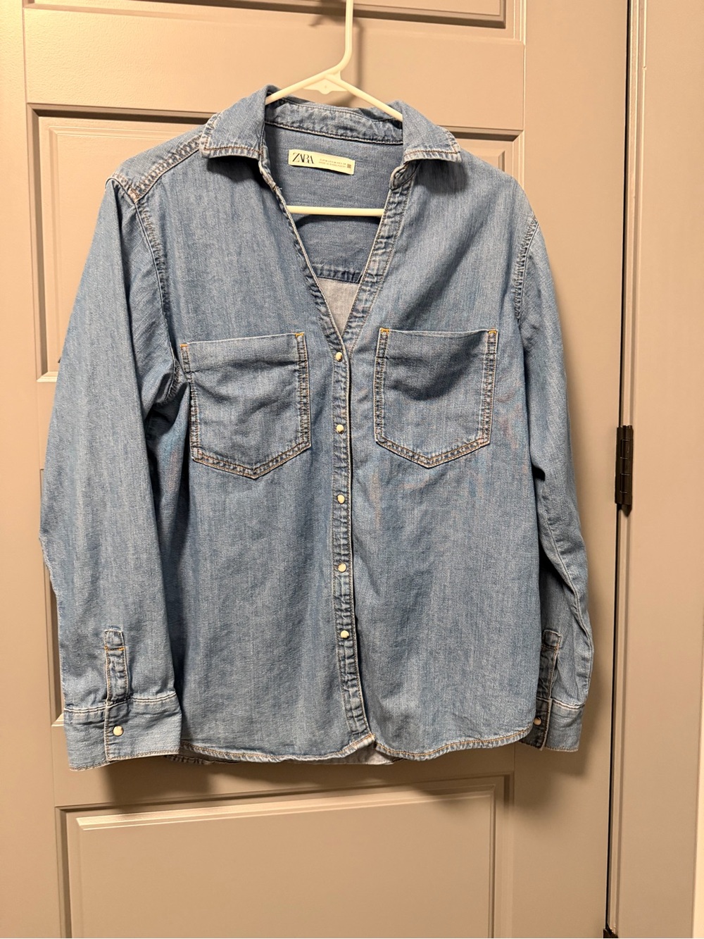 Zara Light Wash Denim Button-Down Shirt MEDIUM